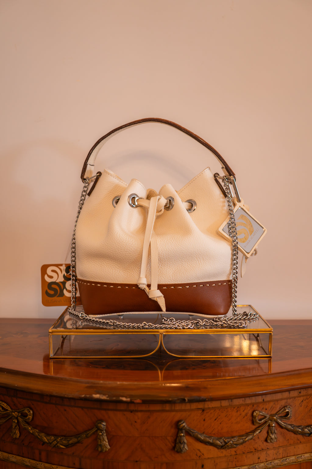LAS SV BOMBON